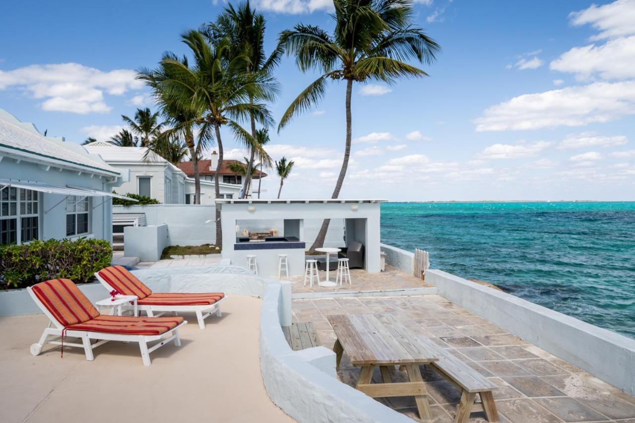 Water'S Edge Villa - Oceanfront With Private Pool Nassau Bagian luar foto